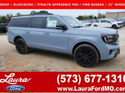New 2025 Ford Expedition Max Platinum w/ Stealth Appearance Package