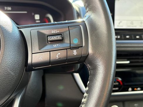 Certified 2023 Nissan Rogue Platinum image 18