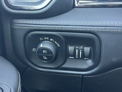 New 2026 RAM 3500 Limited image 38