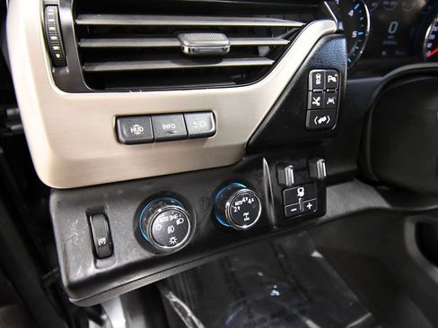 Used 2020 GMC Yukon Denali w/ Denali Ultimate Package AWD/4WD image 22