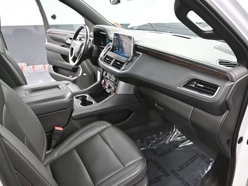 Used 2023 Chevrolet Tahoe Z71 w/ Luxury Package AWD/4WD image 59