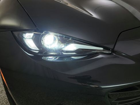Used 2024 MAZDA MX-5 Miata Sport RWD image 20