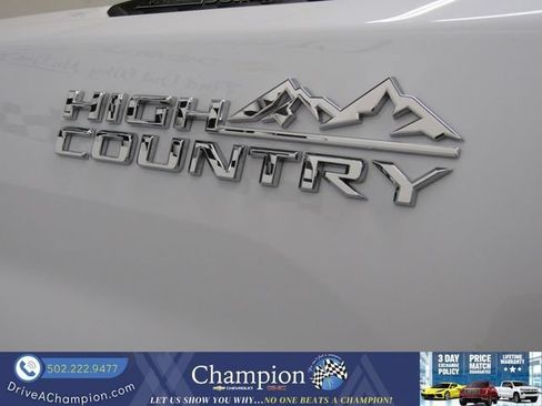 Certified 2026 Chevrolet Silverado 2500 High Country w/ High Country Premium Package AWD/4WD image 5