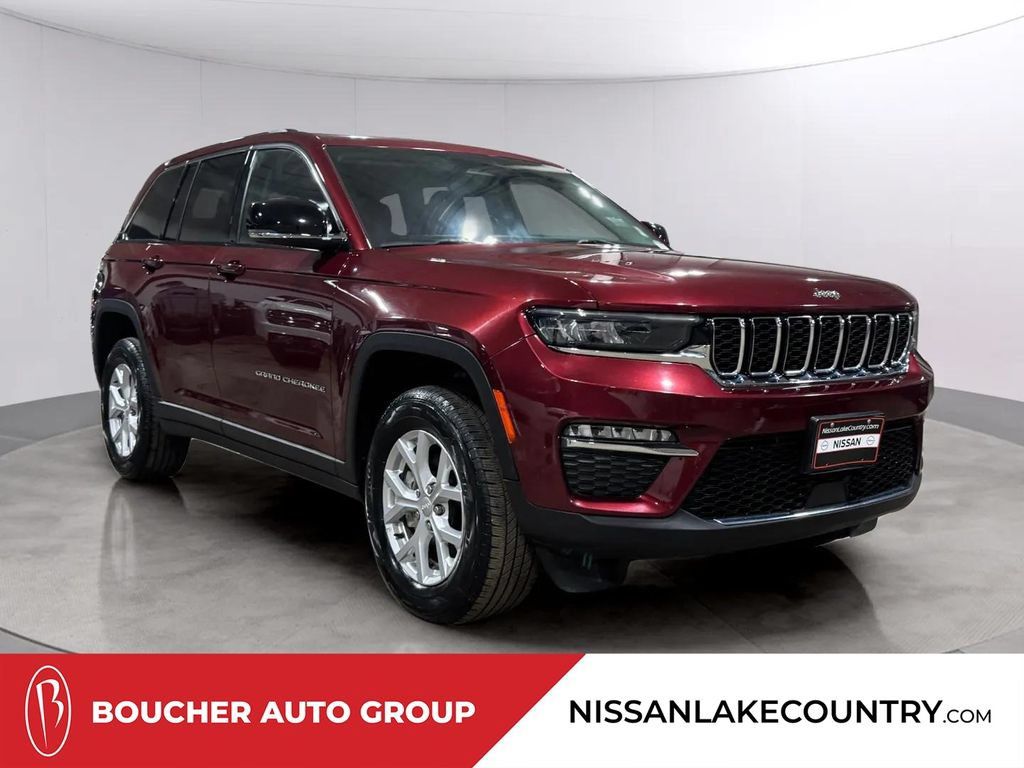 Used 2023 Jeep Grand Cherokee Limited AWD/4WD image 1