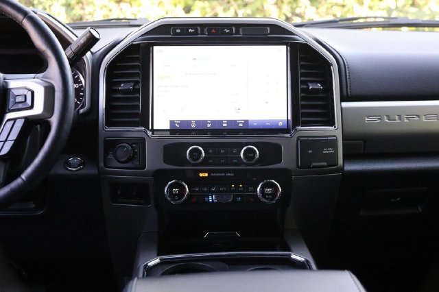 Used 2022 Ford F350 Lariat w/ Black Appearance Package AWD/4WD image 26