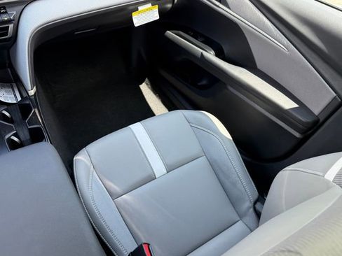 Used 2026 Toyota Camry SE w/ Convenience Package FWD image 24