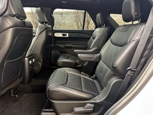 Used 2020 Ford Explorer ST w/ ST High-Performance Pack AWD/4WD image 28