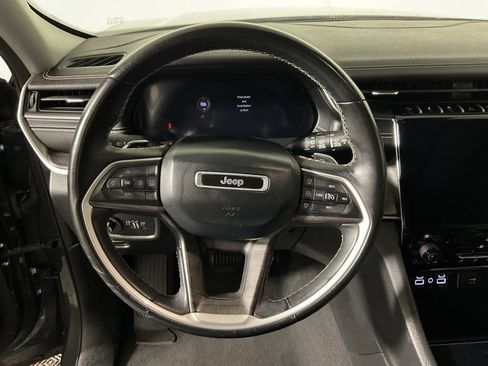 Used 2022 Jeep Grand Cherokee Limited AWD/4WD image 26