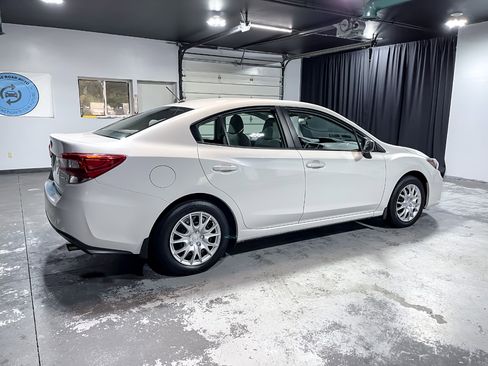 Used 2019 Subaru Impreza 2.0i w/ Eyesight image 8