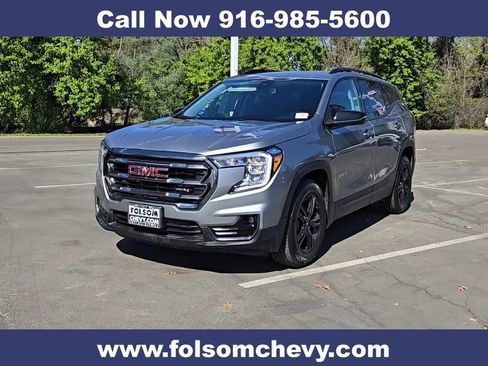 Used 2024 GMC Terrain AT4 image 5