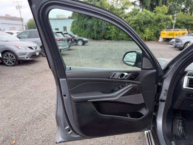 Used 2024 BMW X5 xDrive40i AWD/4WD image 14
