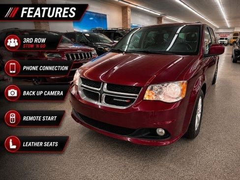 Used 2018 Dodge Grand Caravan SXT FWD image 1