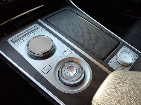 Used 2024 Genesis GV80 2.5T image 19