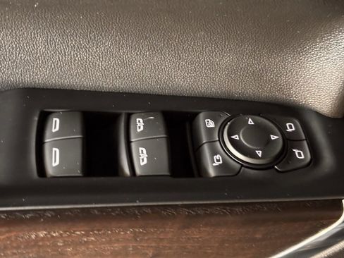 Used 2022 GMC Sierra 1500 Denali w/ Denali Reserve Package image 13