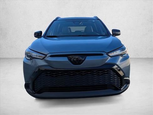 Certified 2025 Toyota Corolla Cross AWD Hybrid w/ Moonroof Package image 2