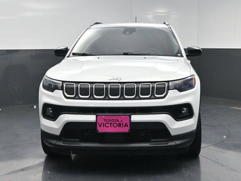 Used 2022 Jeep Compass Latitude AWD/4WD image 19