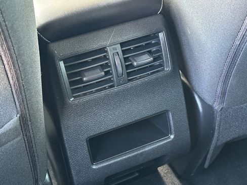 Used 2022 Mitsubishi Outlander ES image 14