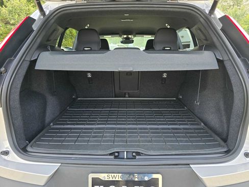 Certified 2023 Volvo XC40 Recharge Core w/ Protection Package Premier AWD/4WD image 15