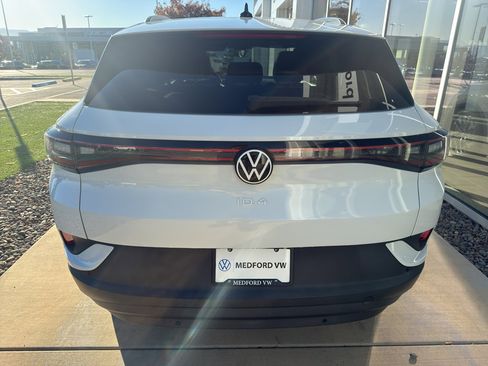 Certified 2021 Volkswagen ID.4 Pro S w/ ID.4 Protection Package image 5