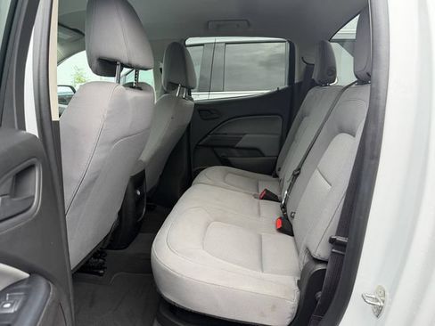 Used 2021 Chevrolet Colorado W/T RWD image 12
