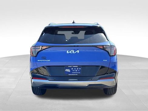 Certified 2026 Kia Sportage SX AWD/4WD image 4