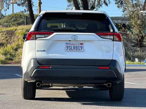 Used 2025 Toyota RAV4 LE image 4