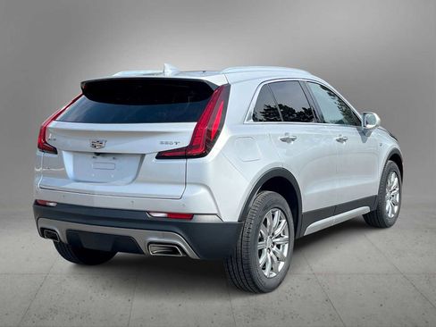 Used 2020 Cadillac XT4 Premium Luxury w/ Cold Weather Package image 8