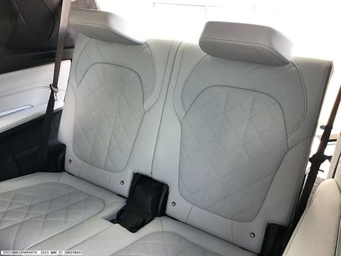 Used 2023 BMW X7 xDrive40i w/ Executive Package AWD/4WD image 10