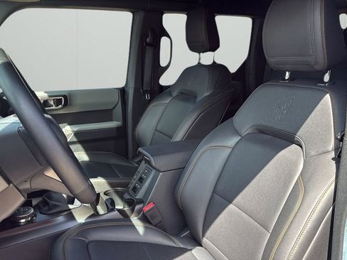 Used 2022 Ford Bronco Badlands image 17