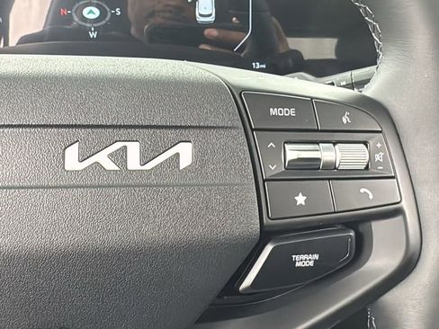 New 2026 Kia Sportage SX image 23