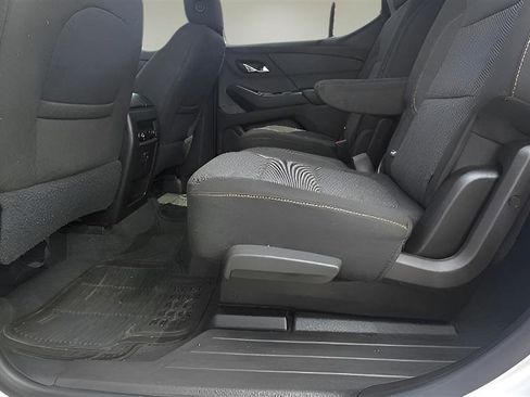 Used 2019 Chevrolet Traverse LT AWD/4WD image 24