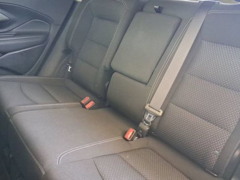 Used 2024 GMC Terrain SLE w/ Elevation Edition FWD image 28