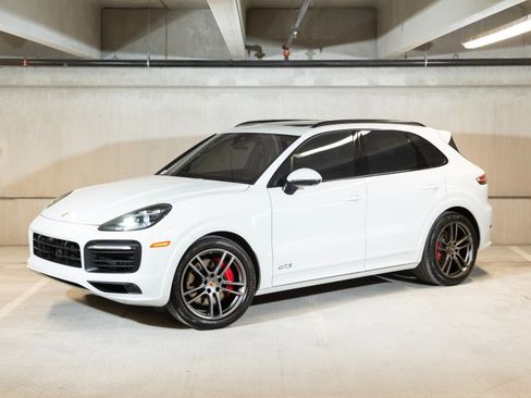 Certified 2023 Porsche Cayenne GTS AWD/4WD image 1