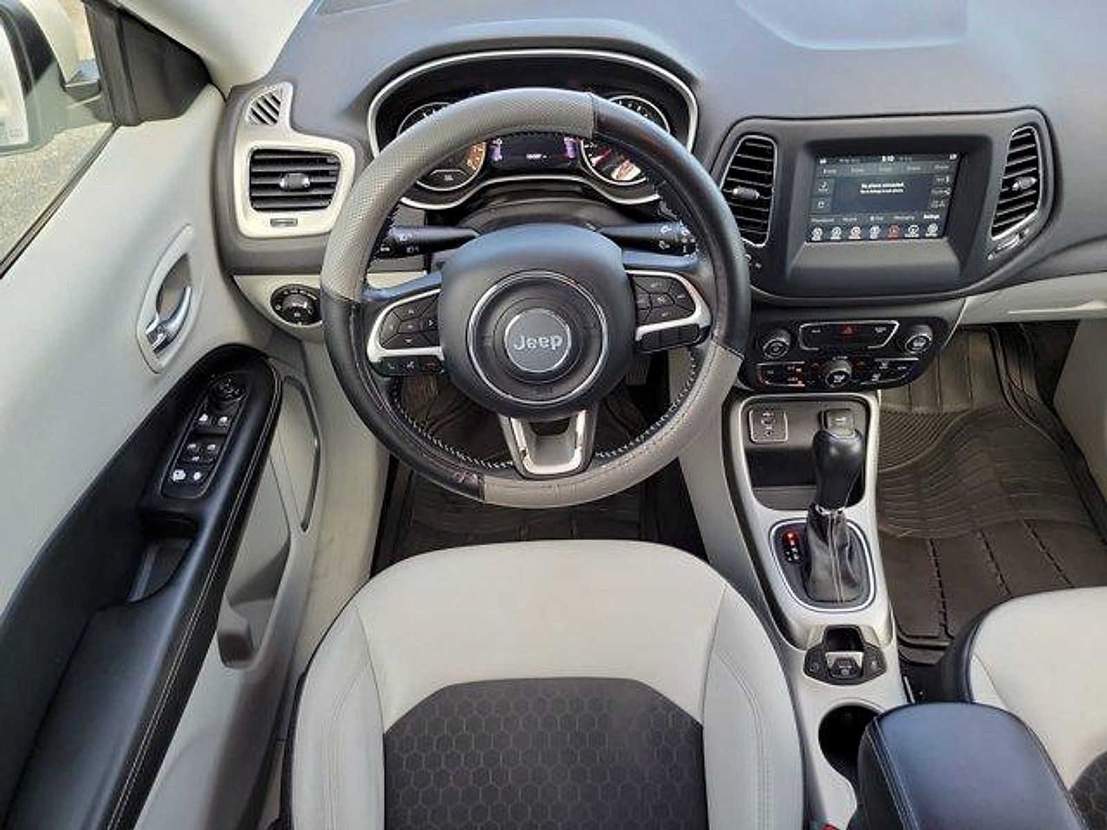 Certified 2019 Jeep Compass Latitude w/ Popular Equipment Group FWD image 12