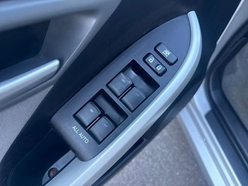 Used 2013 Toyota Prius Two image 11