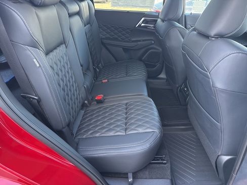 New 2025 Mitsubishi Outlander SEL image 26