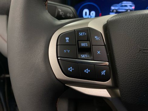 New 2026 Ford Explorer Active w/ Active Comfort Package image 21