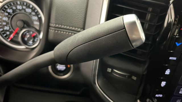 Used 2022 RAM 2500 Laramie AWD/4WD image 19