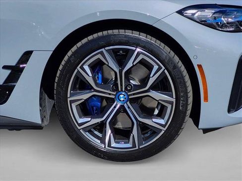 Used 2023 BMW i4 eDrive40 w/ M Sport Package RWD image 20