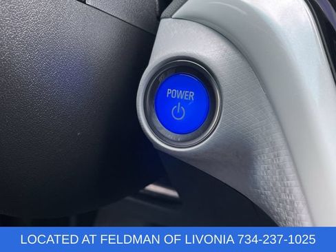 Used 2020 Chevrolet Bolt Premier w/ Infotainment Package FWD image 16