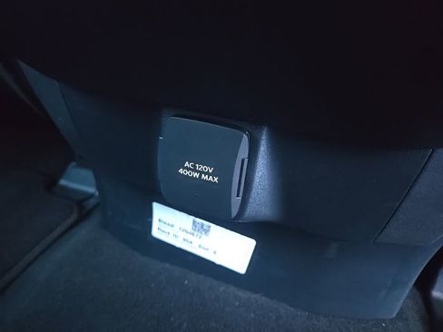 Used 2025 Ford Expedition Max Platinum image 94