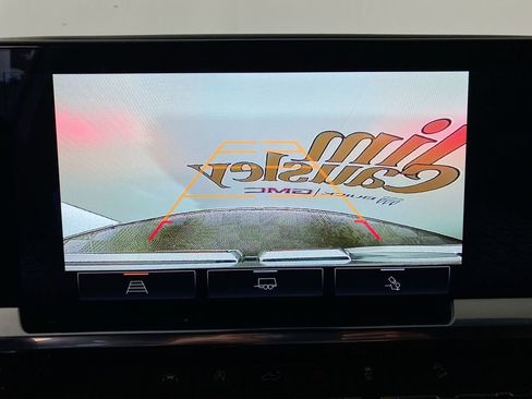 Certified 2023 GMC Sierra 1500 Elevation w/ Preferred Package image 17