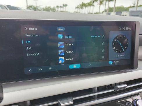 Used 2025 Hyundai Tucson SEL FWD image 23