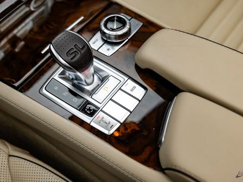 Used 2014 Mercedes-Benz SL 550 image 69