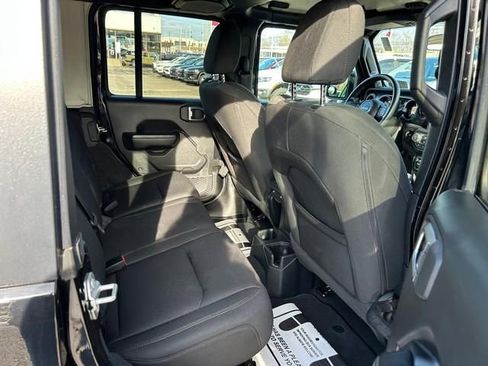 Used 2021 Jeep Wrangler Unlimited Sport AWD/4WD image 28