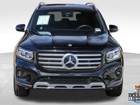 Certified 2026 Mercedes-Benz GLB 250 4MATIC image 2