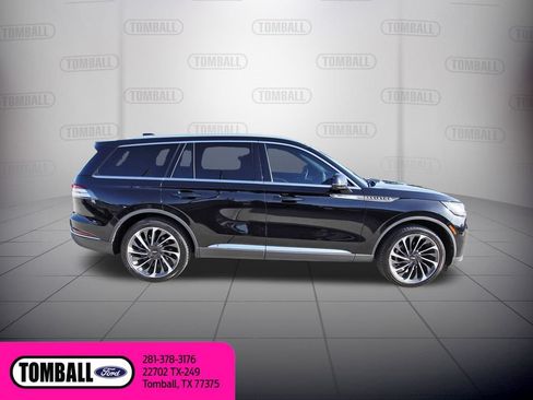 Used 2025 Lincoln Aviator Reserve w/ Equipment Group 201A AWD/4WD image 8