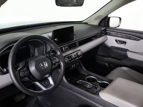Used 2023 Honda Pilot Elite image 32