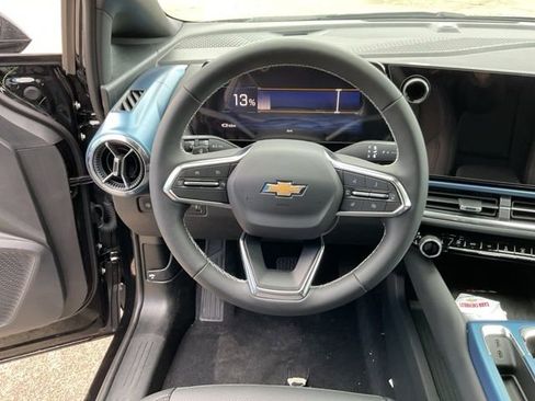 New 2026 Chevrolet Equinox EV LT image 15