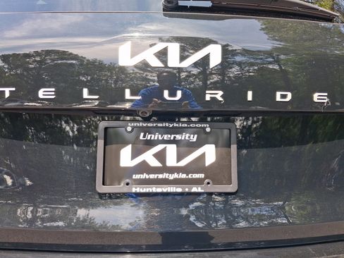 Used 2025 Kia Telluride S AWD/4WD image 45